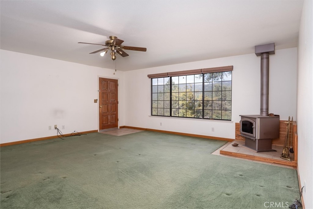 50566 Critter Creek Ln, Oakhurst, CA 93644