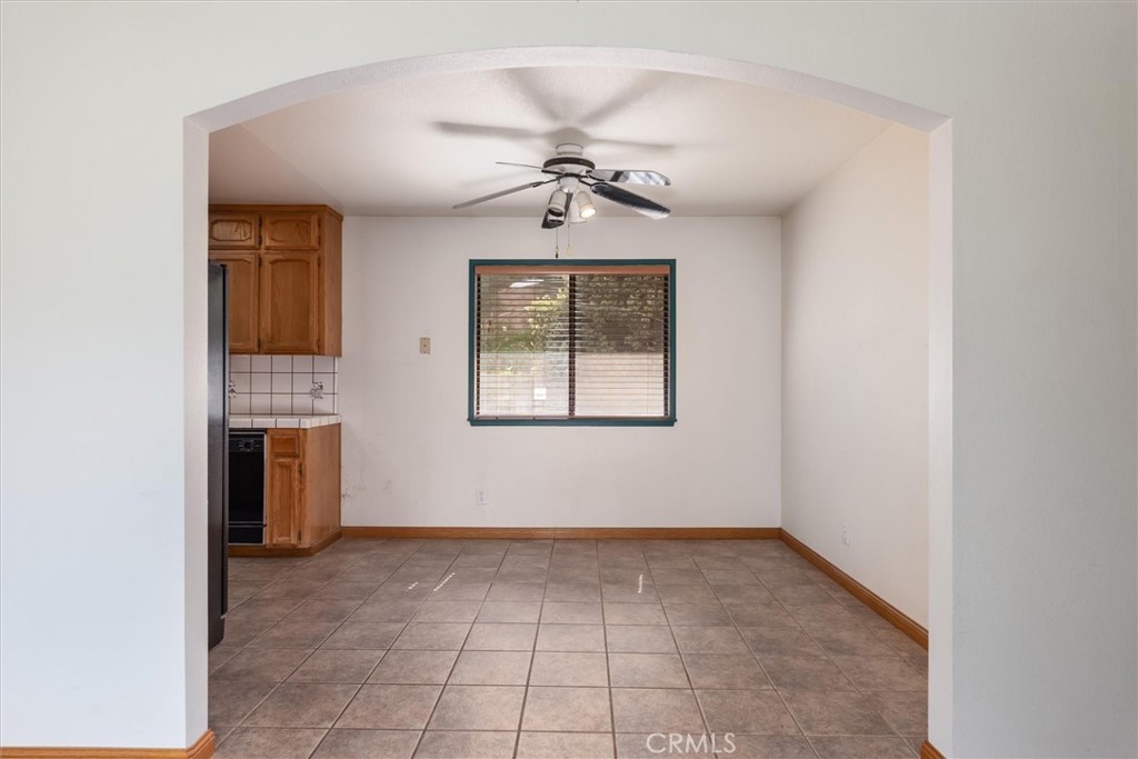 50566 Critter Creek Ln, Oakhurst, CA 93644