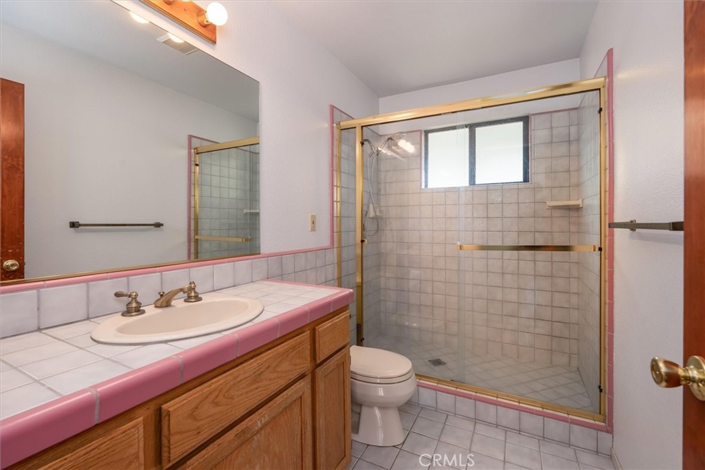 50566 Critter Creek Ln, Oakhurst, CA 93644