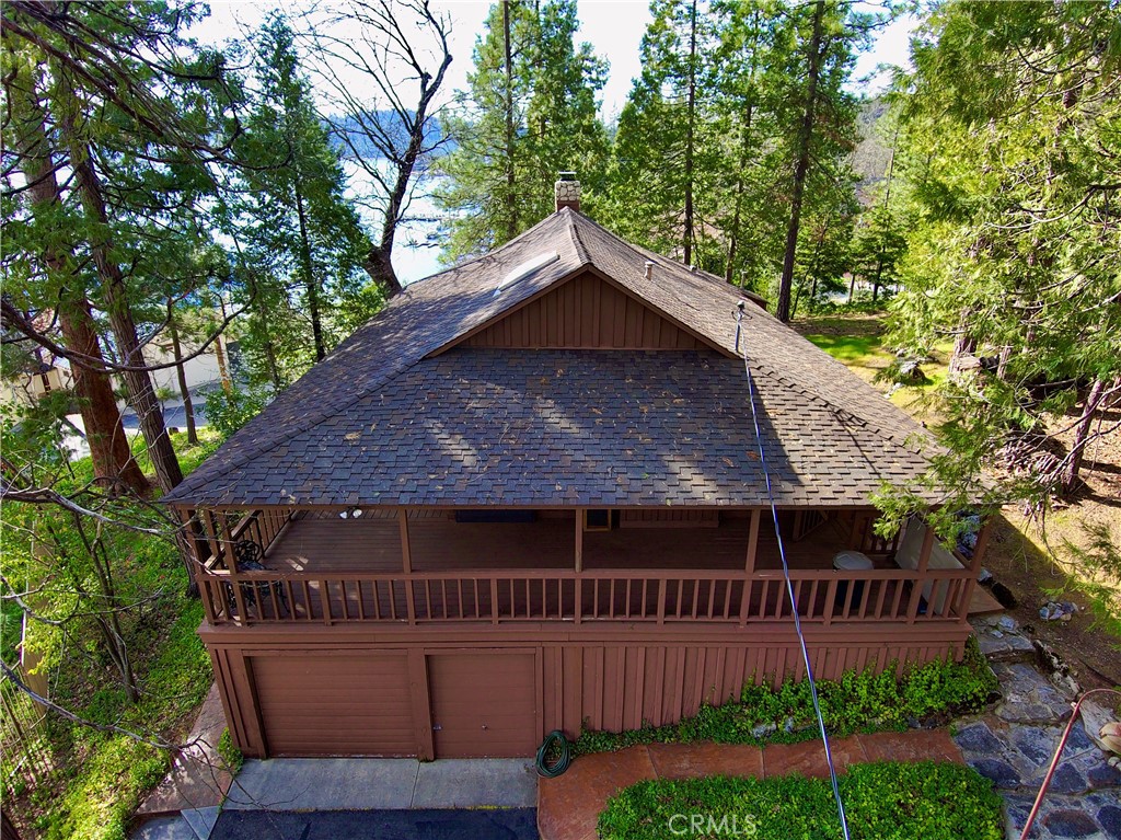 39121 Lake Dr, Bass Lake, CA 93604