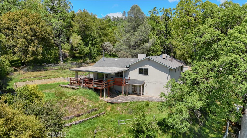 42275 Buckeye Rd, Oakhurst, CA 93644