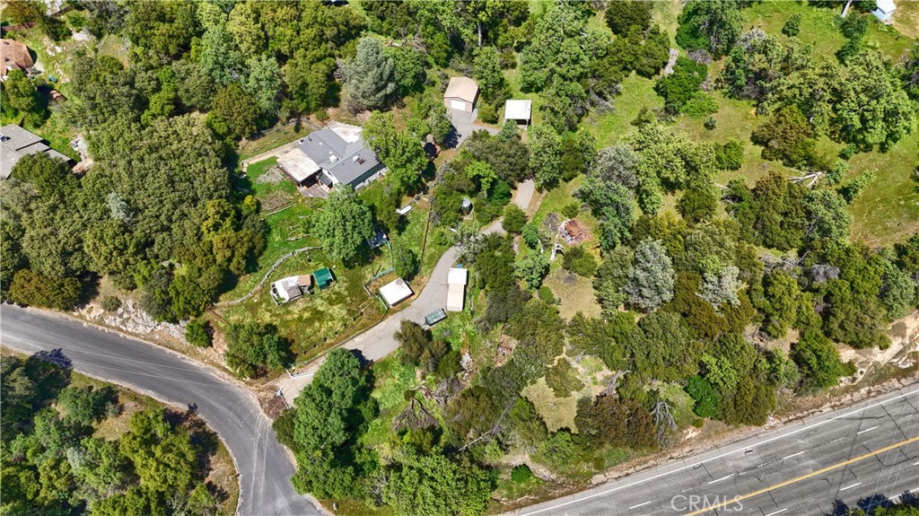 42275 Buckeye Rd, Oakhurst, CA 93644