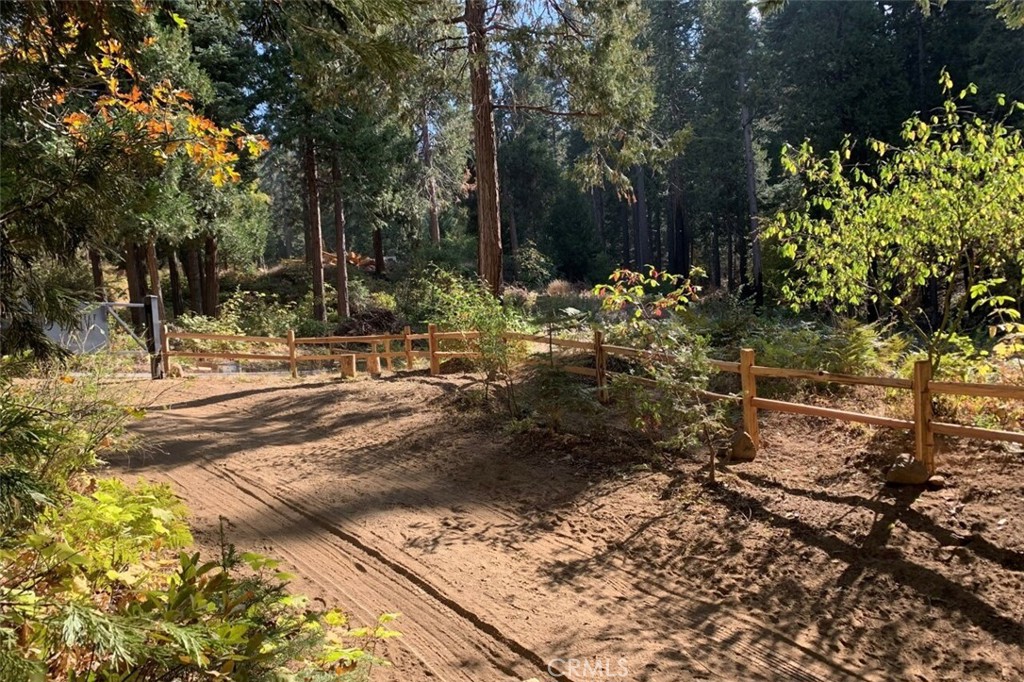 7170 7174 Yosemite Park Way, Yosemite, CA 95389