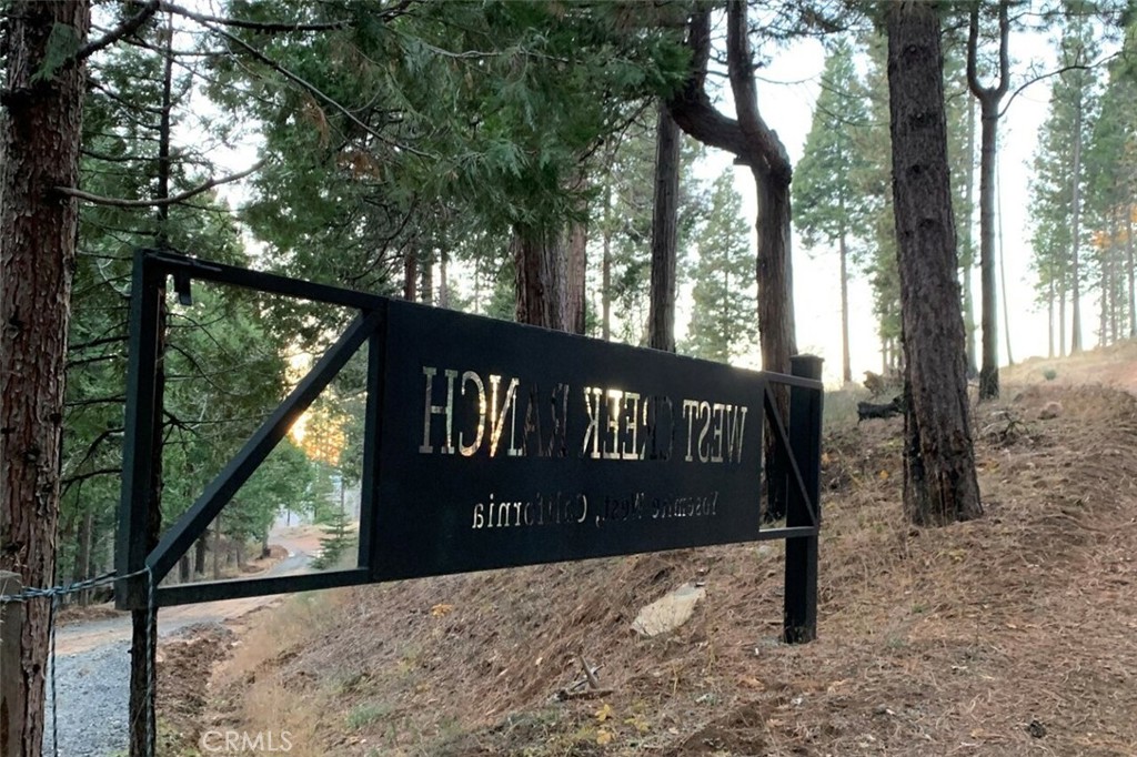 7170 7174 Yosemite Park Way, Yosemite, CA 95389