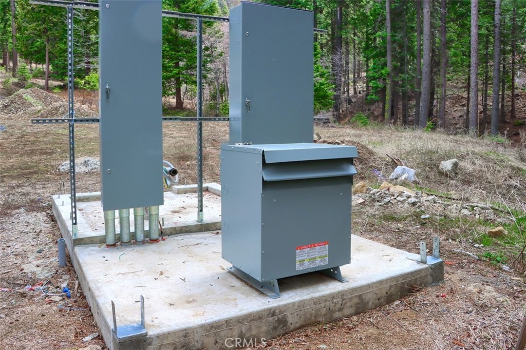 7170 7174 Yosemite Park Way, Yosemite, CA 95389