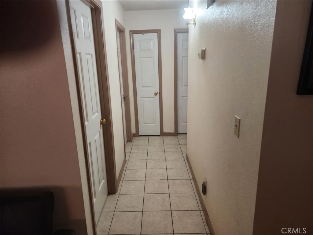 725 18th Pl, Delano, CA 93215