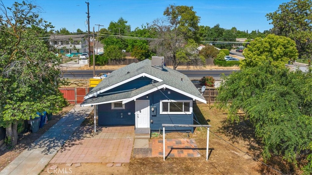 1906 N Fruit Ave, Fresno, CA 93705