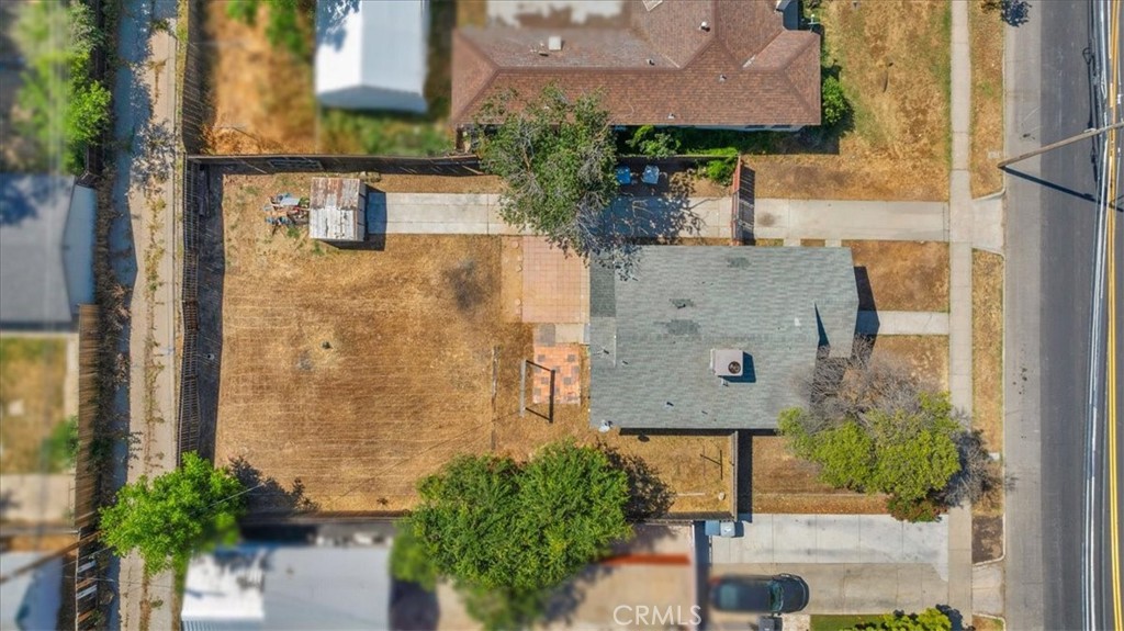 1906 N Fruit Ave, Fresno, CA 93705