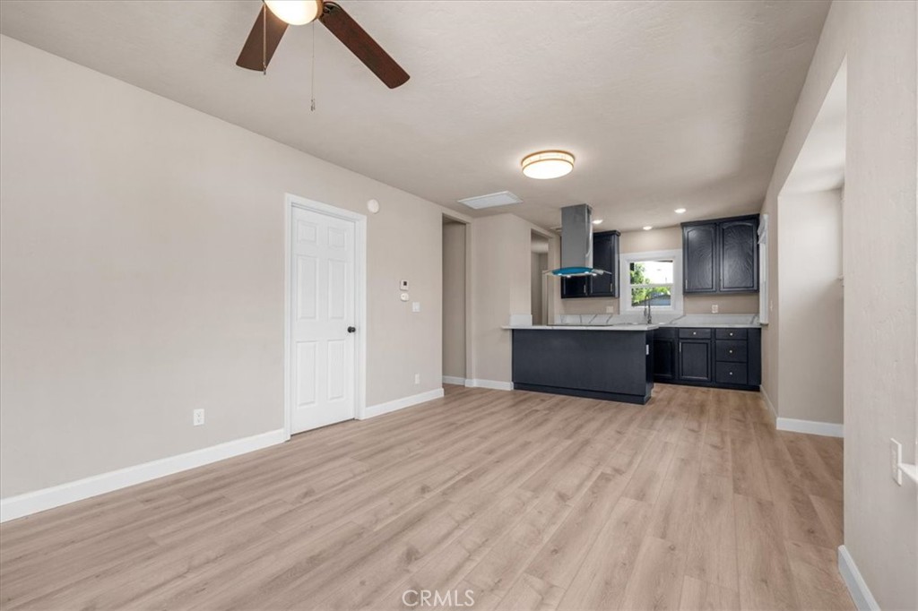 1906 N Fruit Ave, Fresno, CA 93705