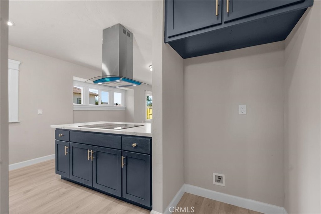 1906 N Fruit Ave, Fresno, CA 93705