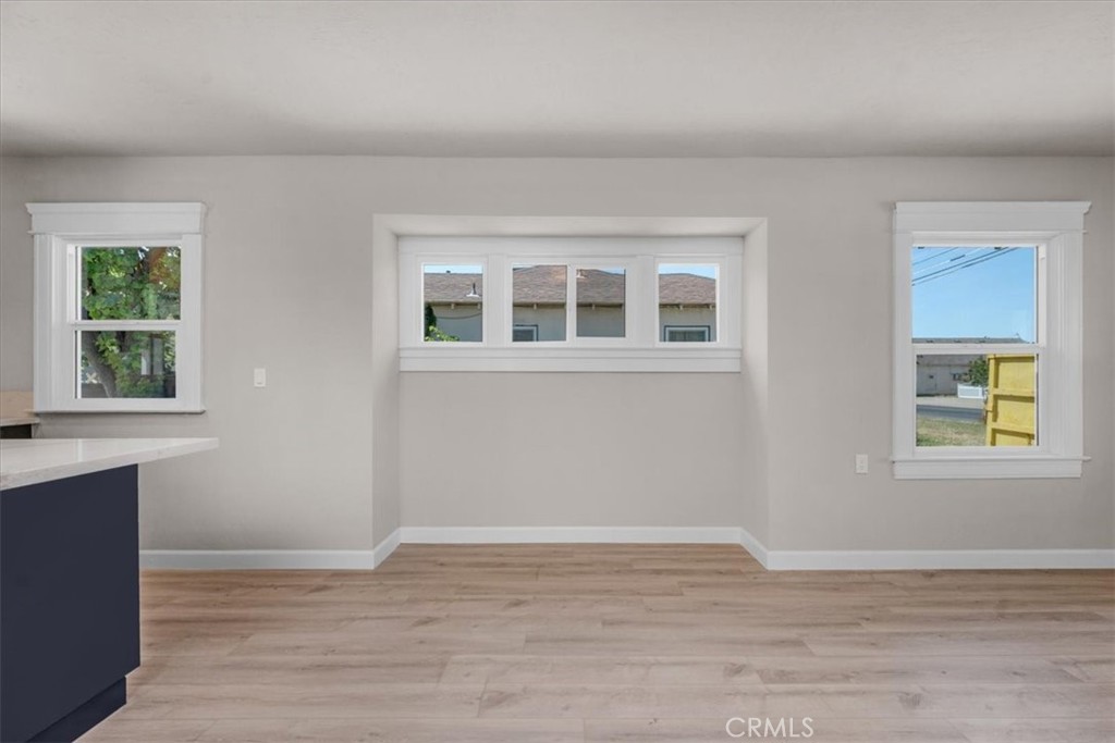 1906 N Fruit Ave, Fresno, CA 93705