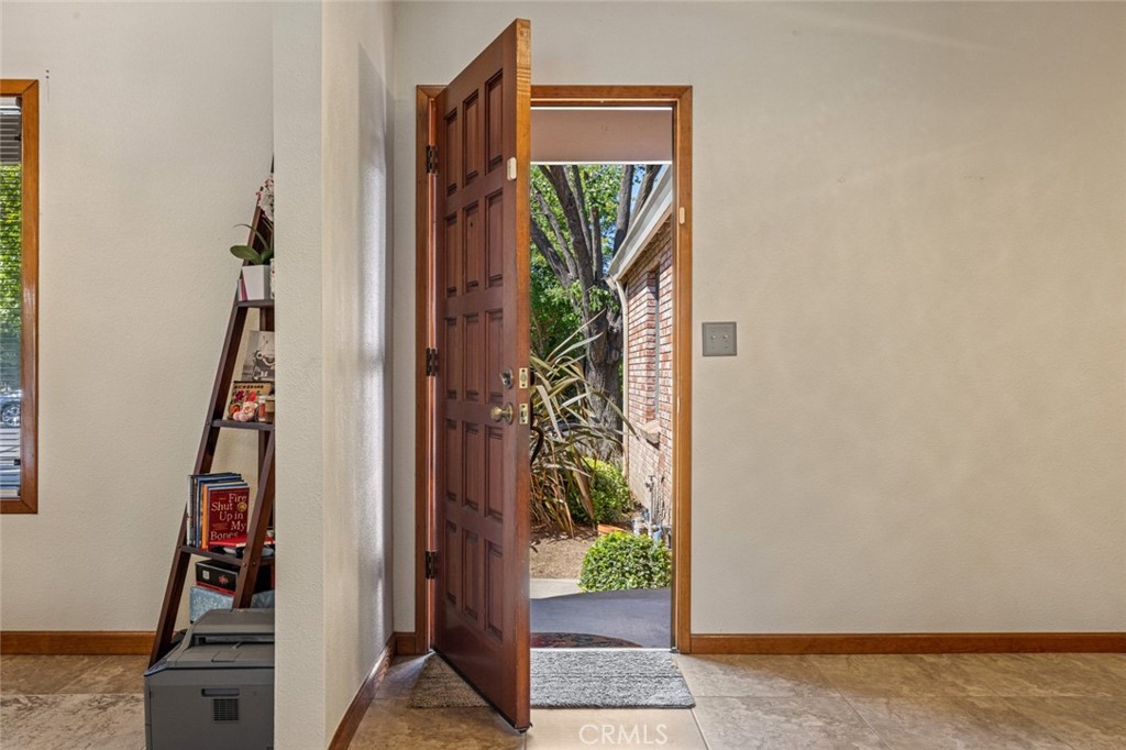 2604 Veneman Ave, Modesto, CA 95356