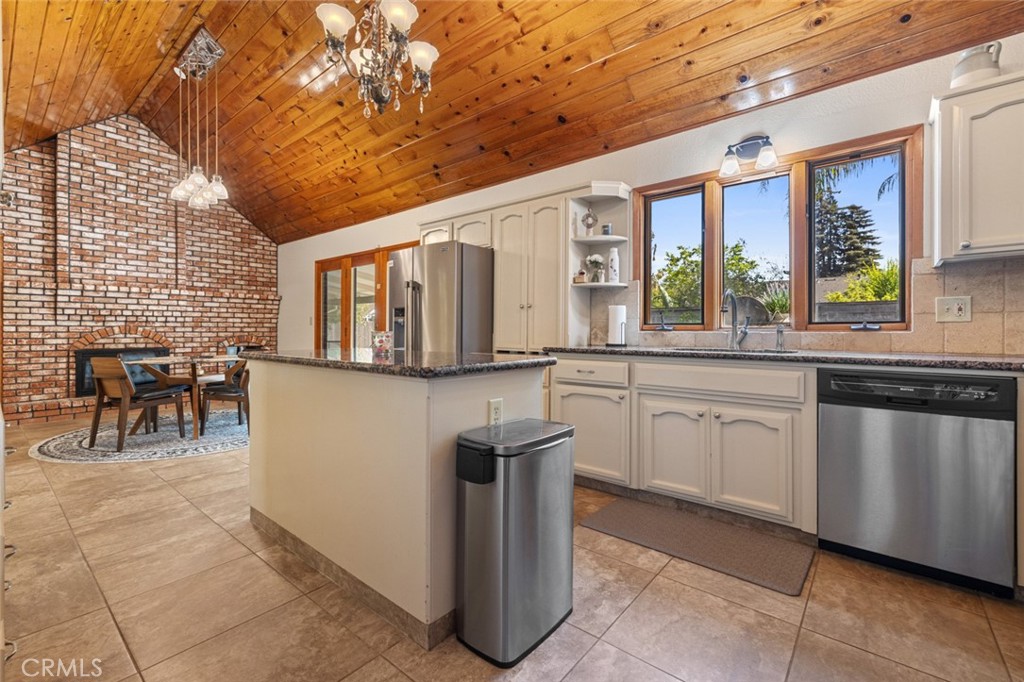 2604 Veneman Ave, Modesto, CA 95356