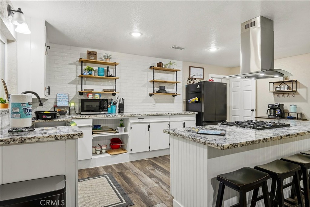 50740 Chu Ranch Rd, Oakhurst, CA 93644