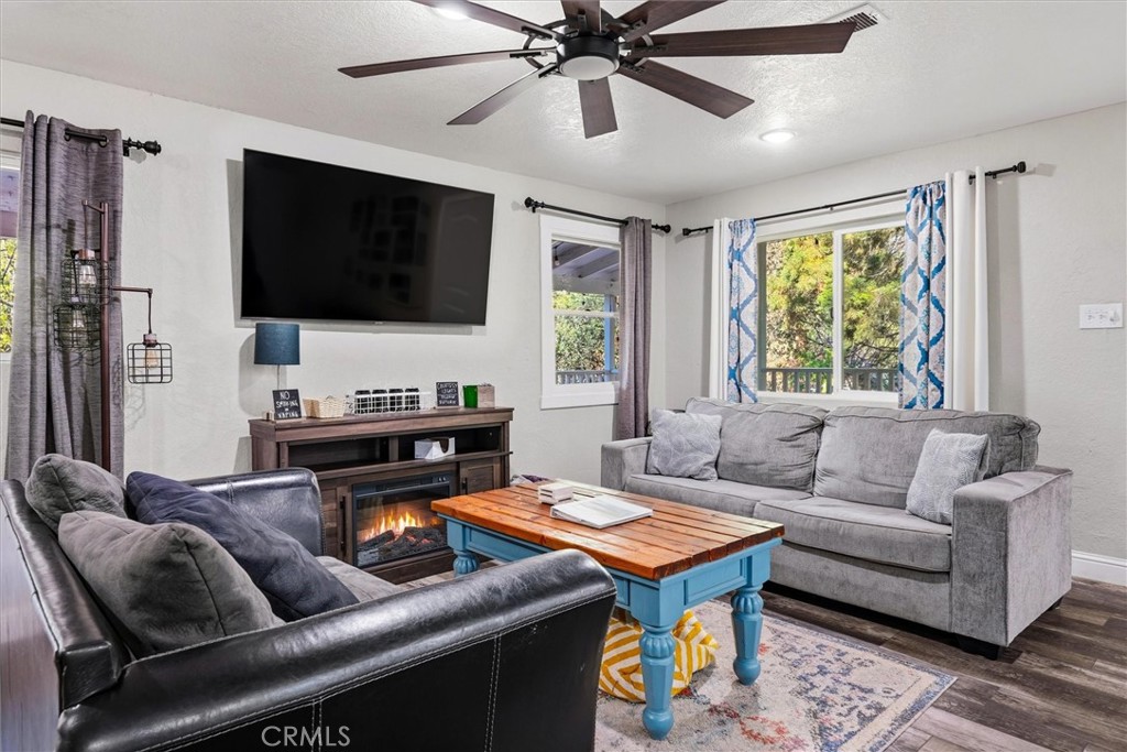 50740 Chu Ranch Rd, Oakhurst, CA 93644