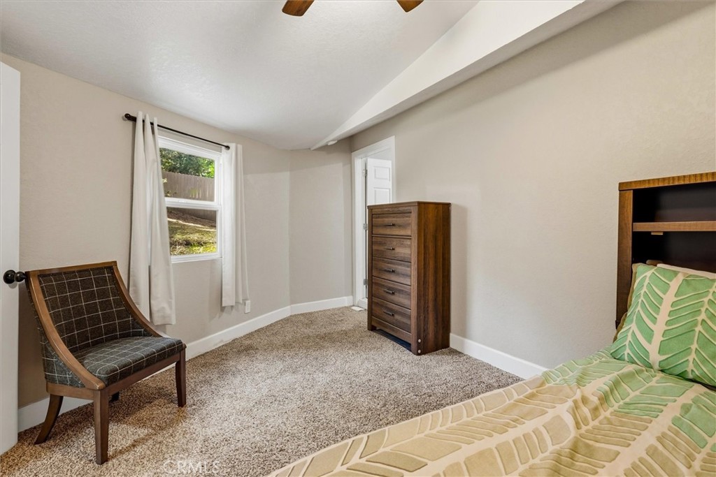 50740 Chu Ranch Rd, Oakhurst, CA 93644