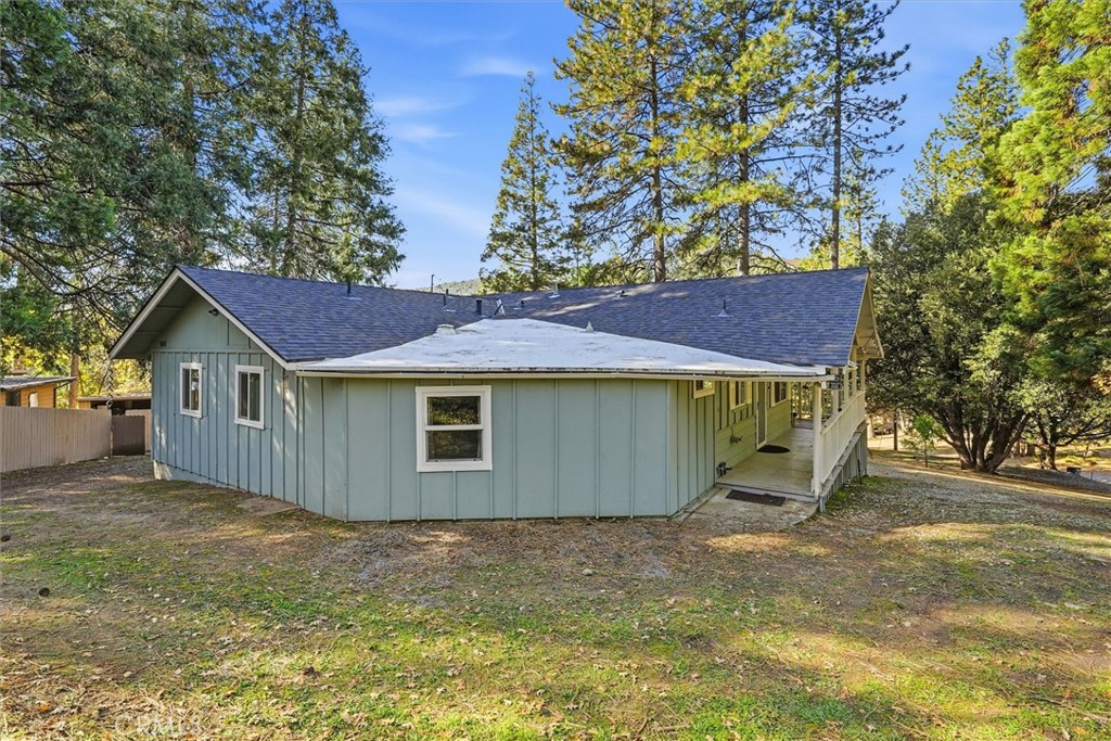 50740 Chu Ranch Rd, Oakhurst, CA 93644