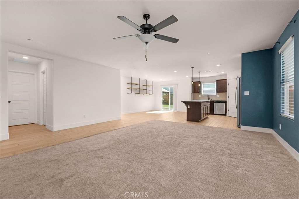 2520 S Spruce St, Visalia, CA 93292