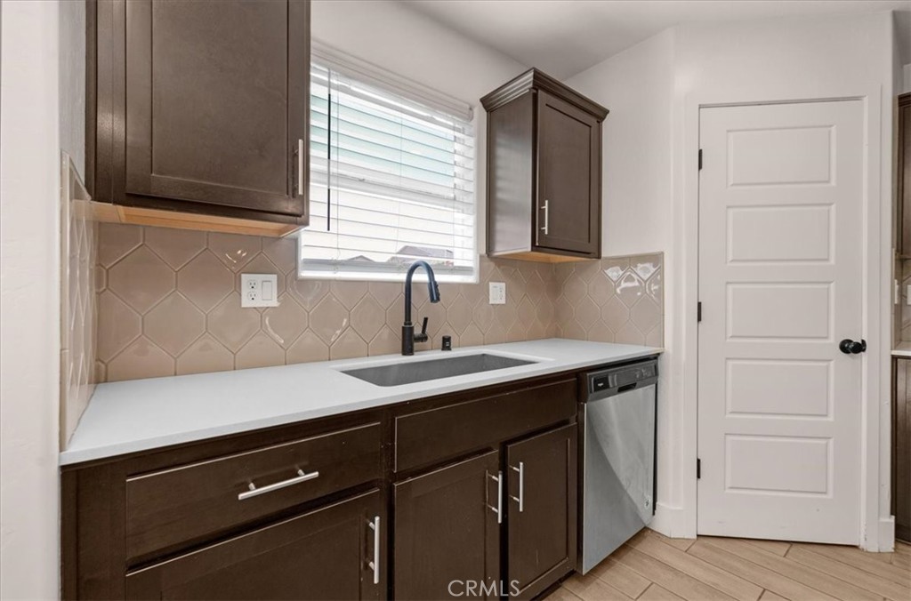 2520 S Spruce St, Visalia, CA 93292