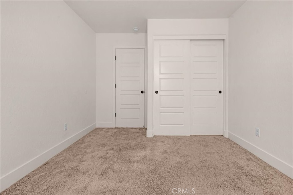 2520 S Spruce St, Visalia, CA 93292