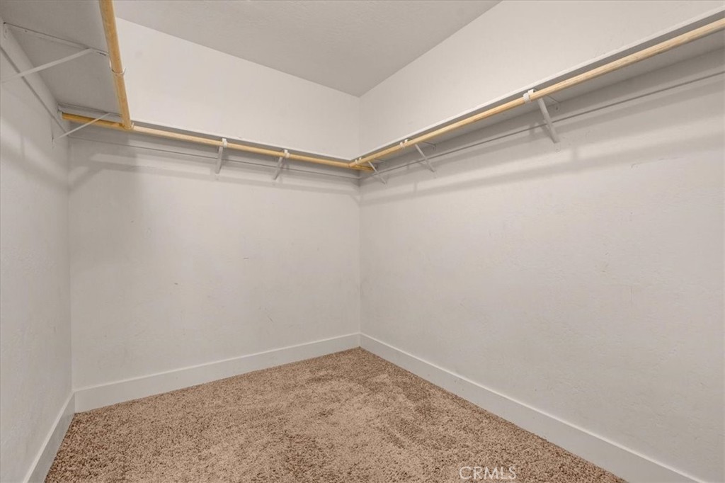 2520 S Spruce St, Visalia, CA 93292