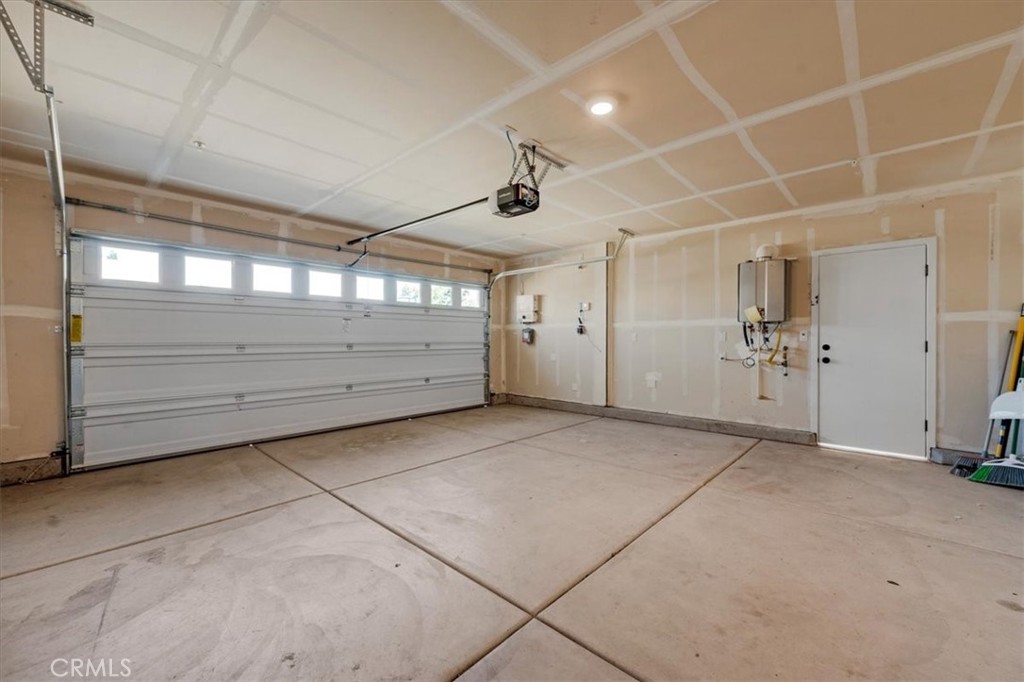 2520 S Spruce St, Visalia, CA 93292