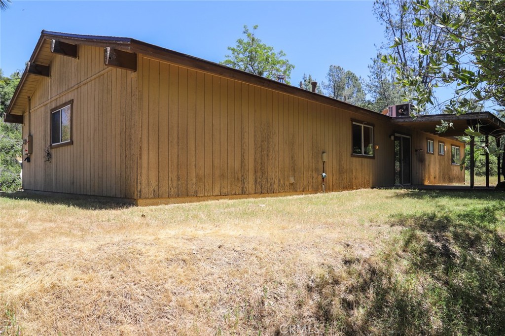 47112 Road 620, Oakhurst, CA 93644