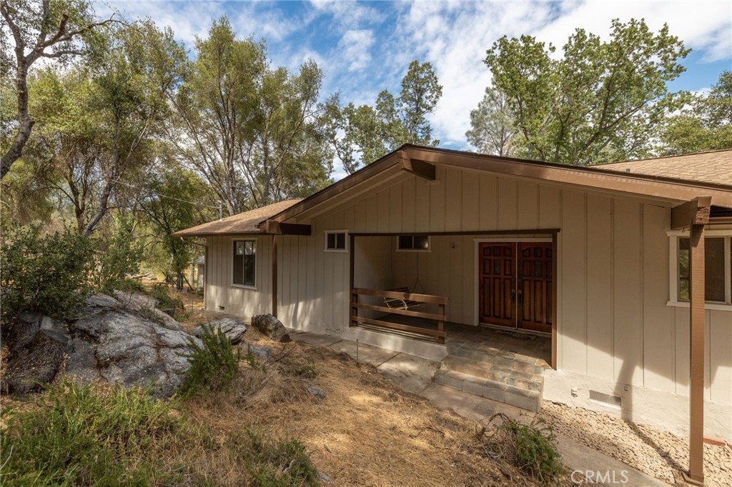 32413 Chickasaw Rd, Coarsegold, CA 93614