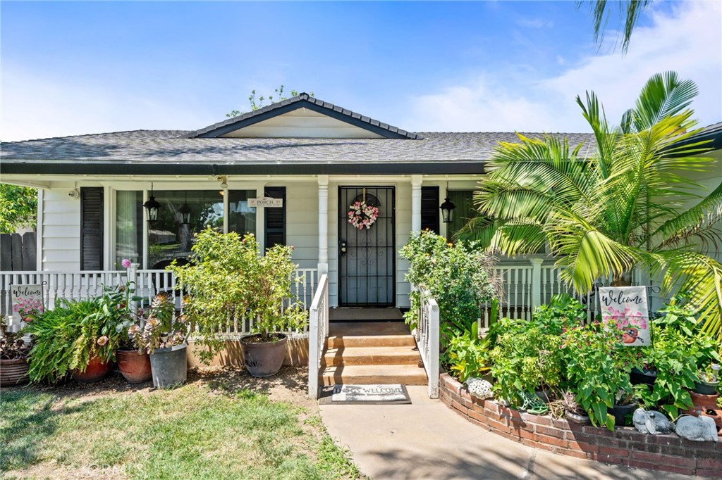 3367 M St, Merced, CA 95348