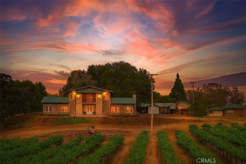 7551 Hunters Valley Rd, Mariposa, CA 95338