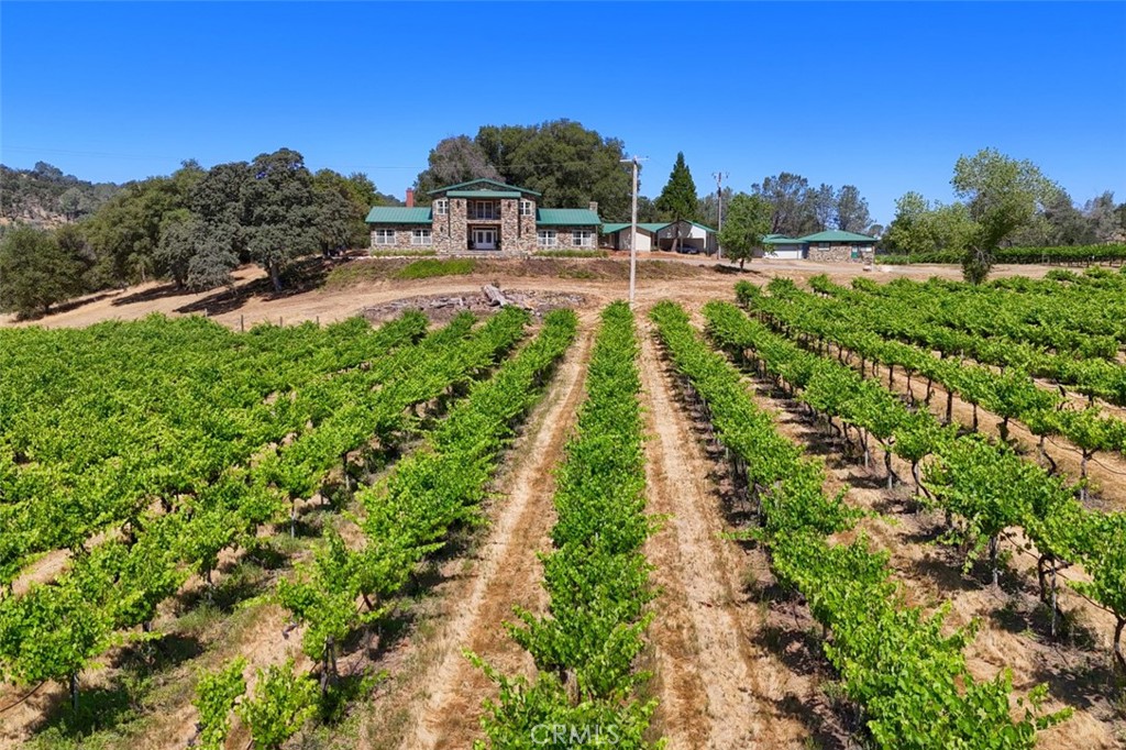 7551 Hunters Valley Rd, Mariposa, CA 95338