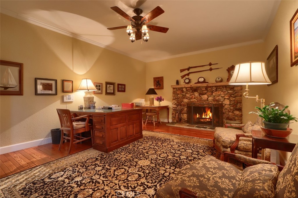 7551 Hunters Valley Rd, Mariposa, CA 95338