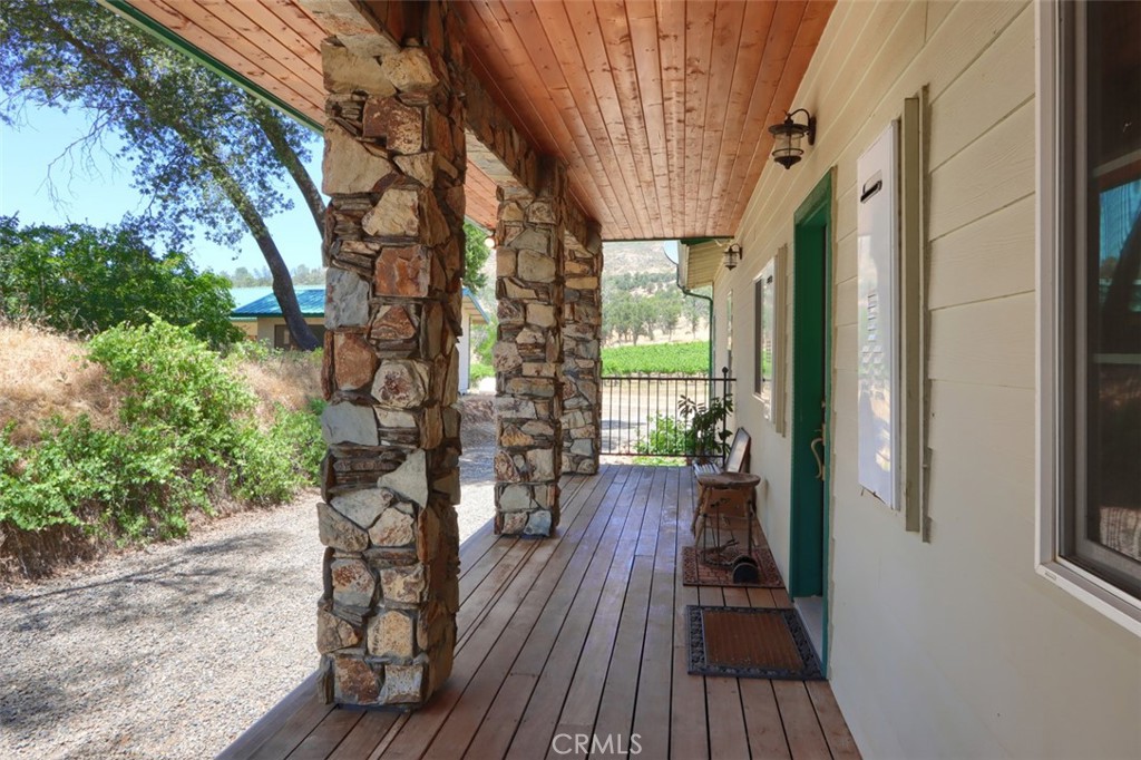 7551 Hunters Valley Rd, Mariposa, CA 95338