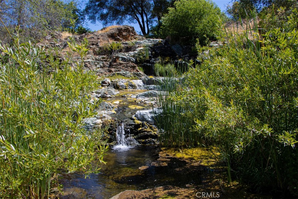 7551 Hunters Valley Rd, Mariposa, CA 95338