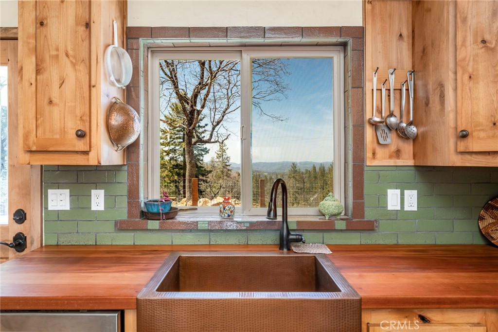 5333 Wilderness View Dr, Mariposa, CA 95338