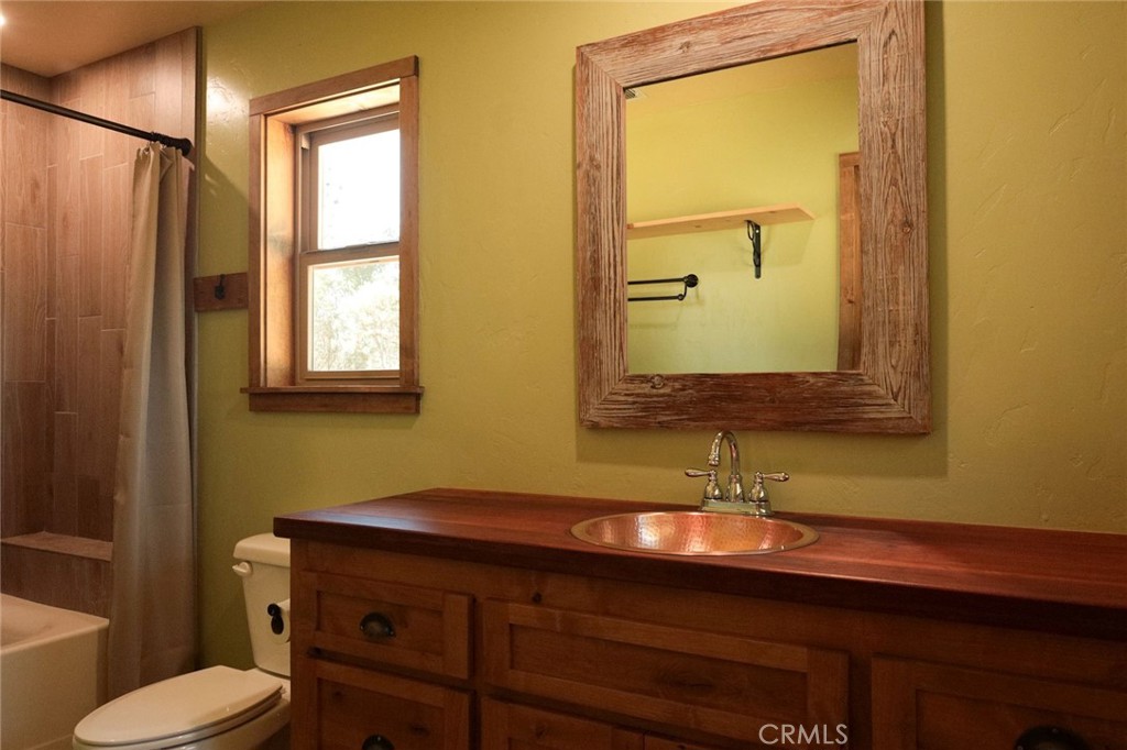 5333 Wilderness View Dr, Mariposa, CA 95338