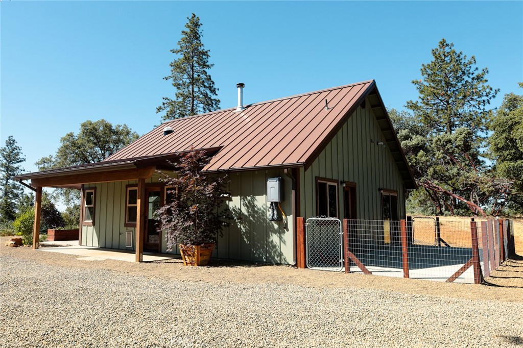 5333 Wilderness View Dr, Mariposa, CA 95338