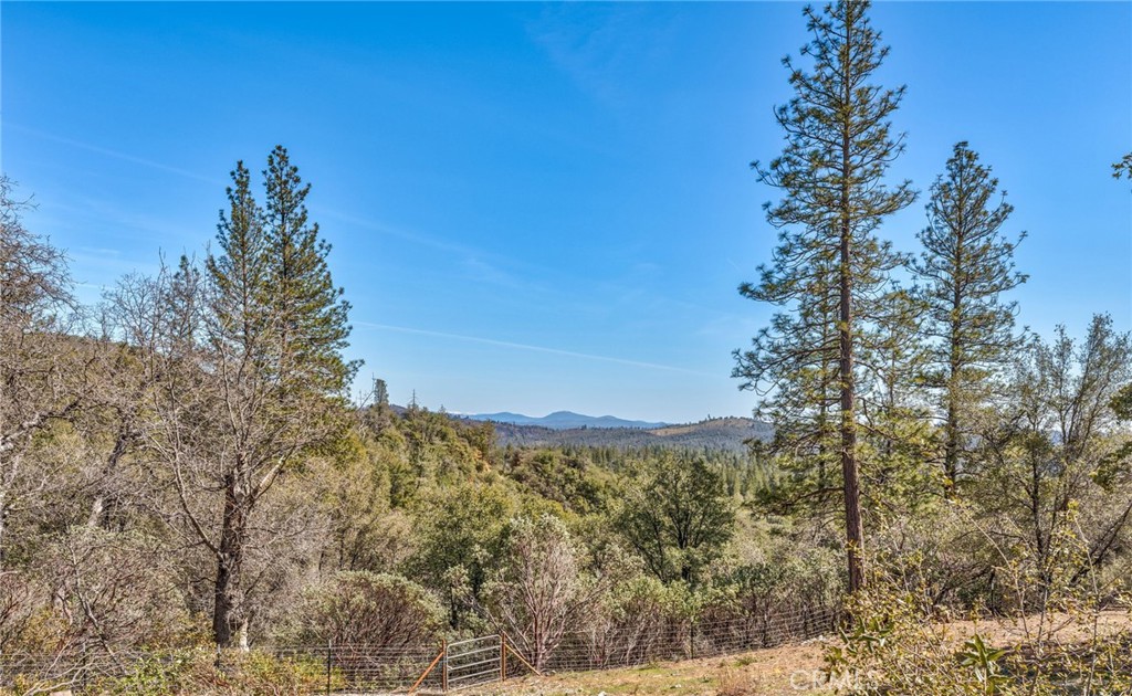 5333 Wilderness View Dr, Mariposa, CA 95338