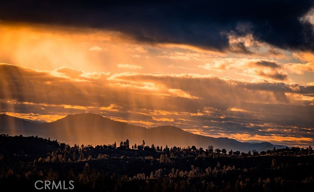 5333 Wilderness View Dr, Mariposa, CA 95338