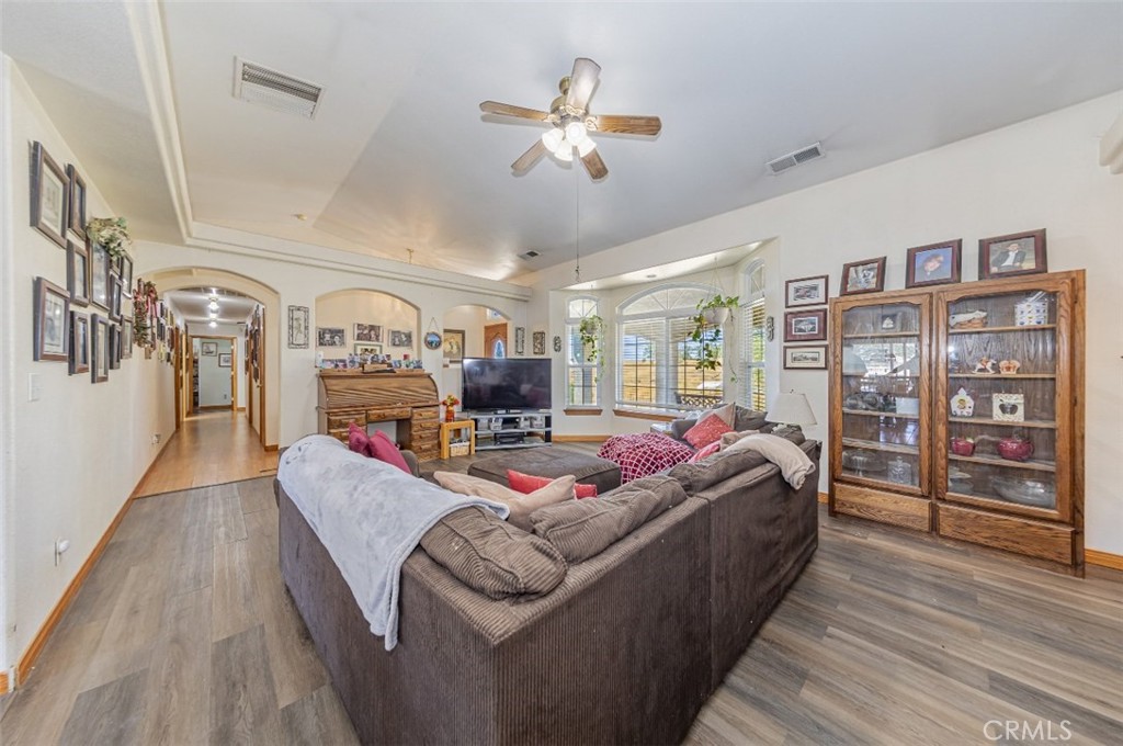 35095 Rough Rider Way, Raymond, CA 93653