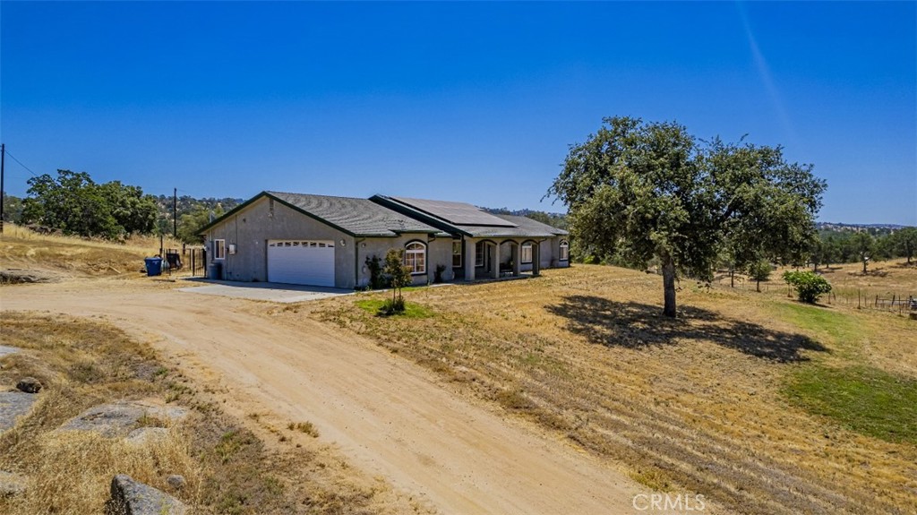 35095 Rough Rider Way, Raymond, CA 93653