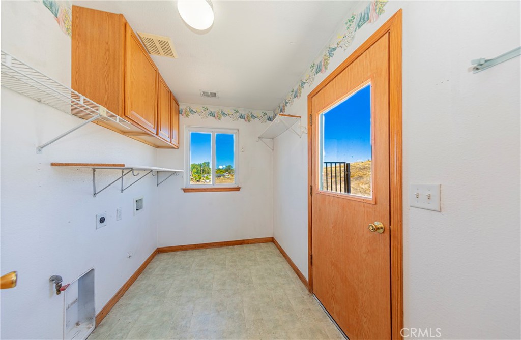 35095 Rough Rider Way, Raymond, CA 93653