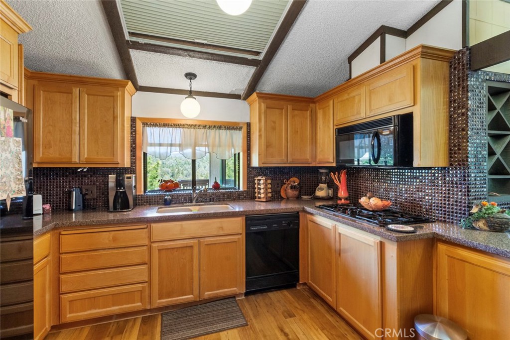 22665 Prospect, Groveland, CA 95321