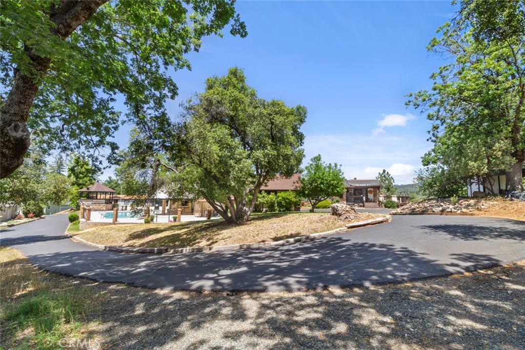 22665 Prospect, Groveland, CA 95321