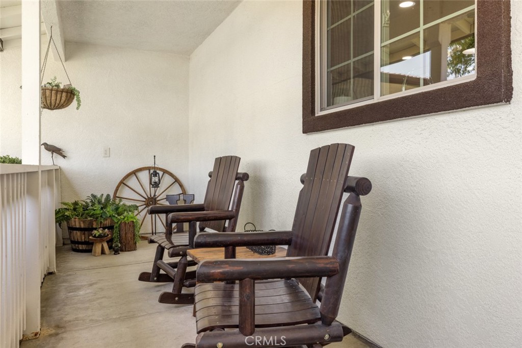 4742 Crow Rd, Oakdale, CA 95361