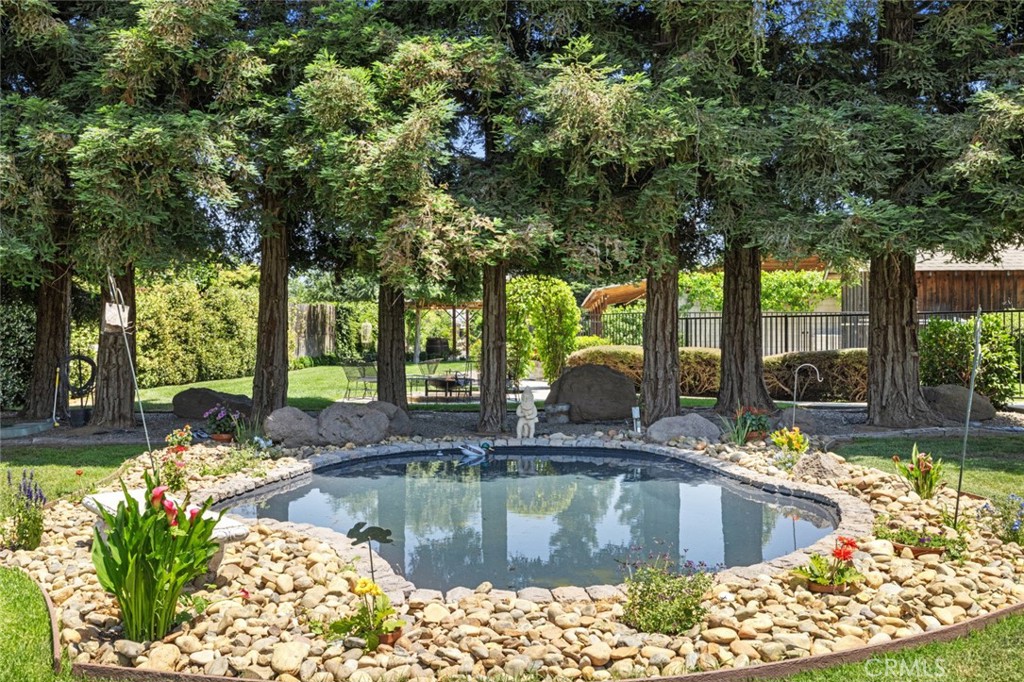 4742 Crow Rd, Oakdale, CA 95361