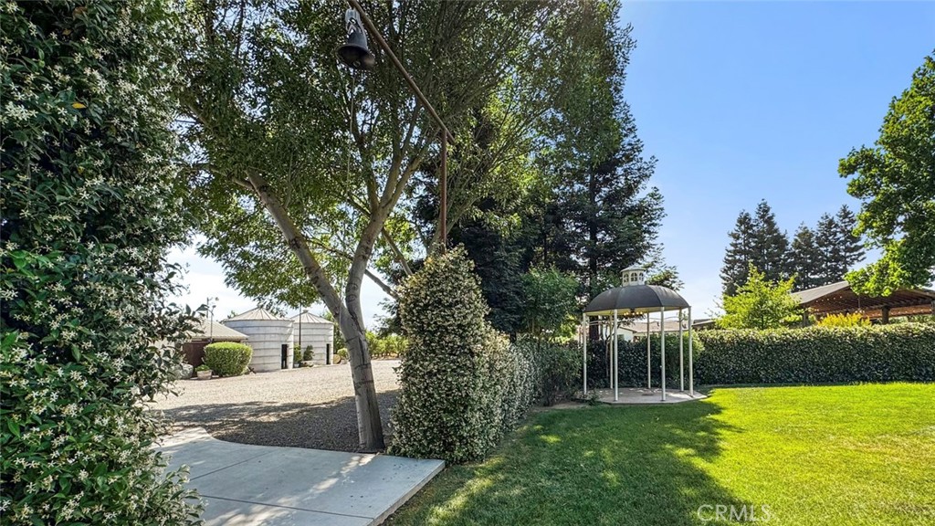 4742 Crow Rd, Oakdale, CA 95361