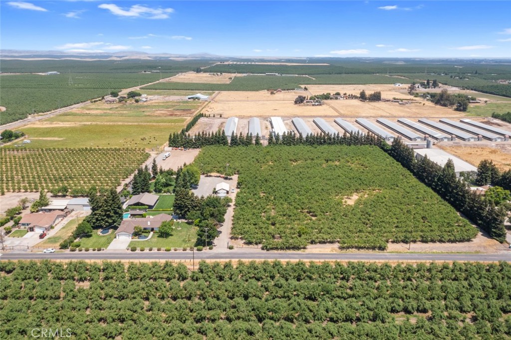 4742 Crow Rd, Oakdale, CA 95361