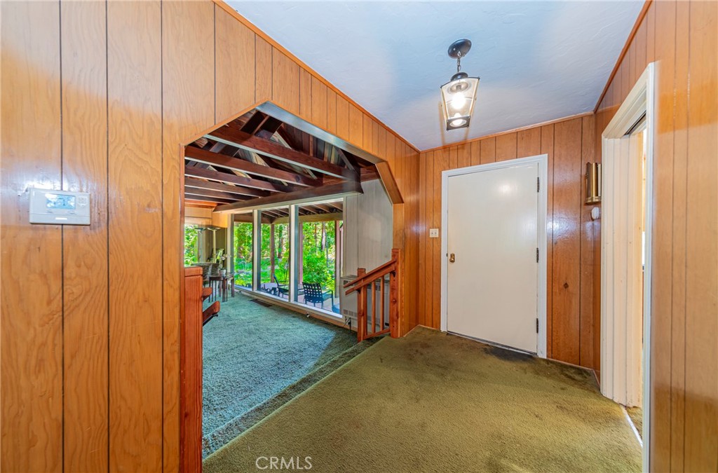 1173 Railroad Ln, Fish Camp, CA 93623