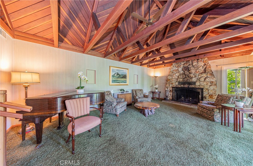 1173 Railroad Ln, Fish Camp, CA 93623